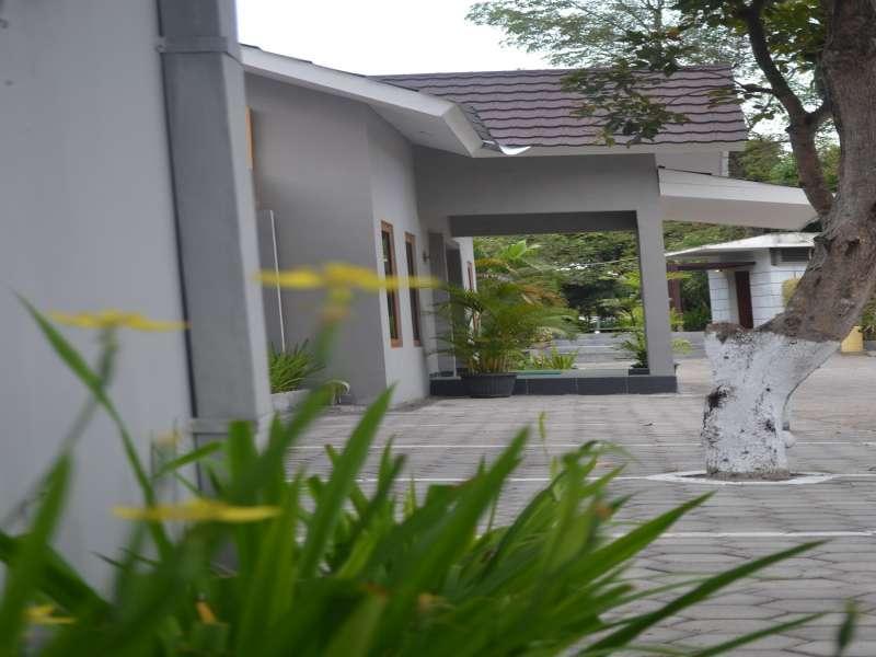 การ์เดน เกสต์เฮาส์ Maguwo ภายนอก รูปภาพ